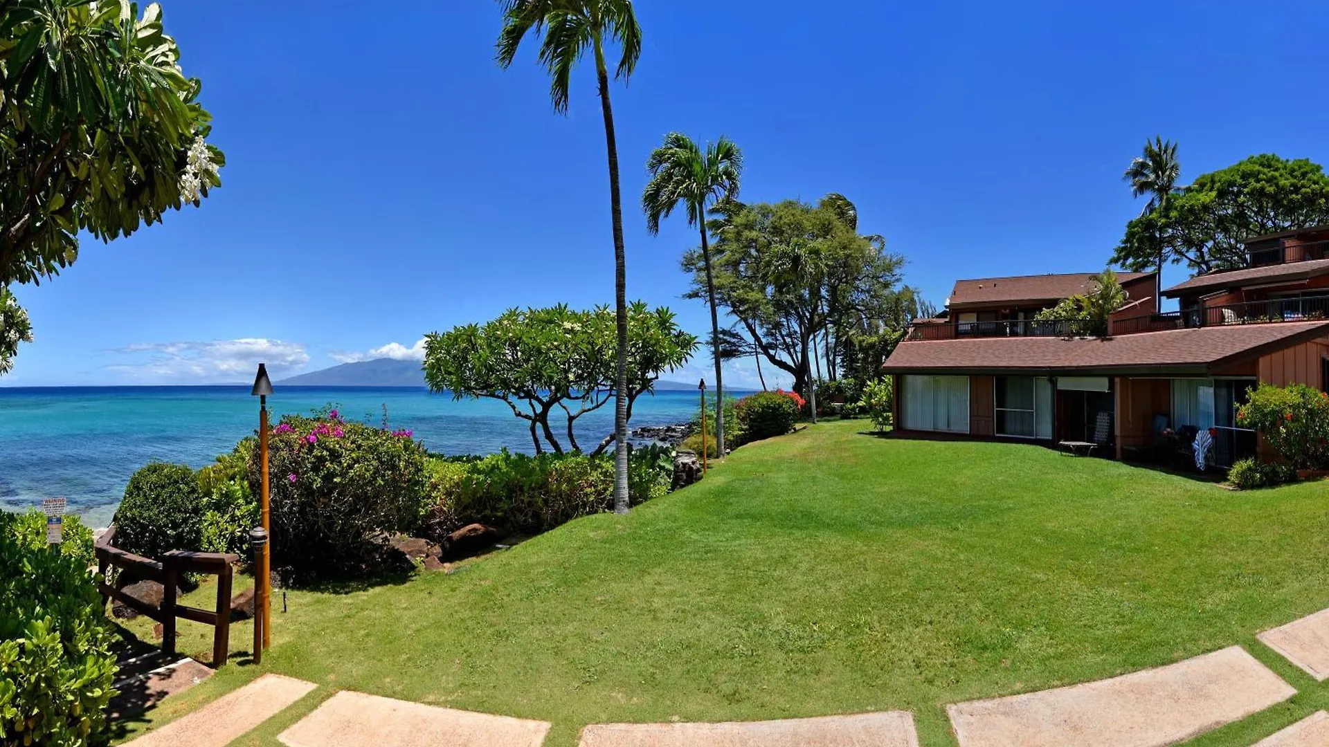Apartamento Largest One Bedroom At Kuleana - Oceanfront Unit!! 105 Kahana