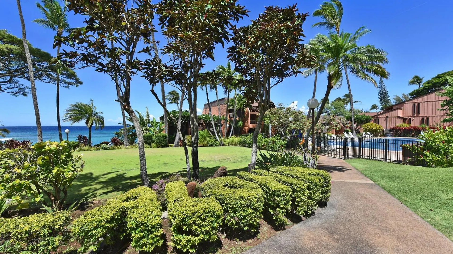 Apartamento Largest One Bedroom At Kuleana - Oceanfront Unit!! 105 Kahana