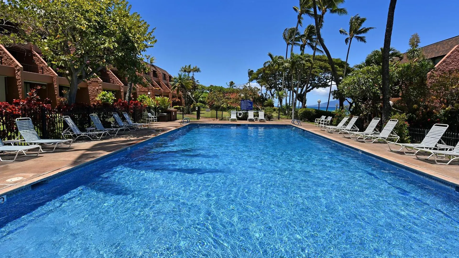 Largest One Bedroom At Kuleana - Oceanfront Unit!! 105 Kahana 0*,  Estados Unidos